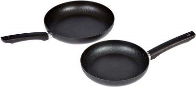 AmazonBasics Non-Stick Induction Frying Pan Set 24cm and 28cm