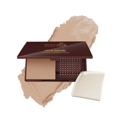 Biotique Natural Makeup Diva Satin Smooth 3-in-1 Compact Makeup, Light Caramel, 9g