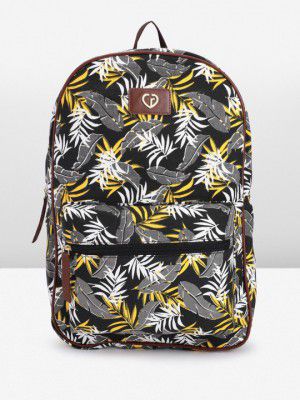 CapreseWomen Printed Backpack