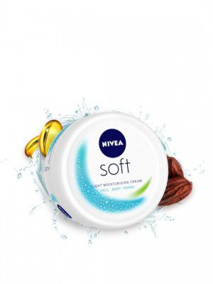 Nivea Soft Light Moisturizer with Vitamin E 100ml