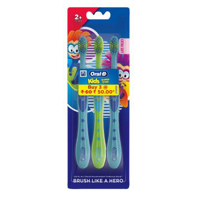 Oral B Kids Toothbrush, Super Stars, Extra soft bristles and easy to hold handle (Age 2+) Pack of 3