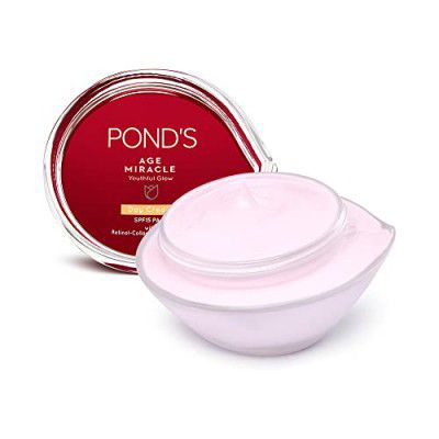 Pond's Age Miracle Youthful Glow Day Cream with SPF 15 PA++, Anti-Ageing Cream, With 10% Retinol-Collagen B3 Complex, Reduce Fine Lines & Combat Sagging Skin, 50g