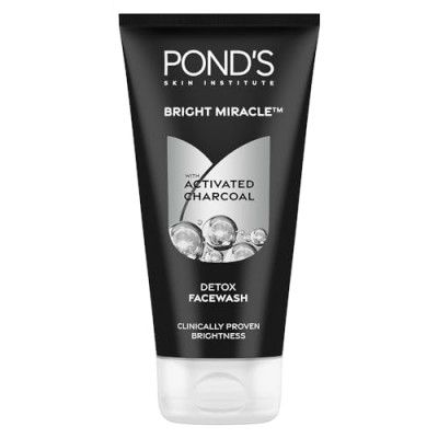 Ponds Bright Miracle Detox Facewash | 10X Power of Activated Charcoal | For Deep Cleaned Skin | Reveals Glow, Pollution Clear Face Wash, 150gm