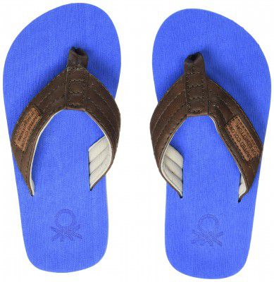 UNITED COLORS OF BENETTON Boy's 16a8cffpb266i Flip-Flops