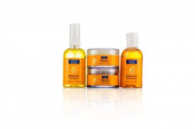 VLCC Pedi Glow Foot Care Kit (Combo Of 4)