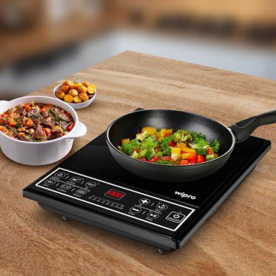 Wipro Vesta CIC102 Induction Cooktop 1600 W with 7 Segment LED display for power and temperature settngs for fast cooking